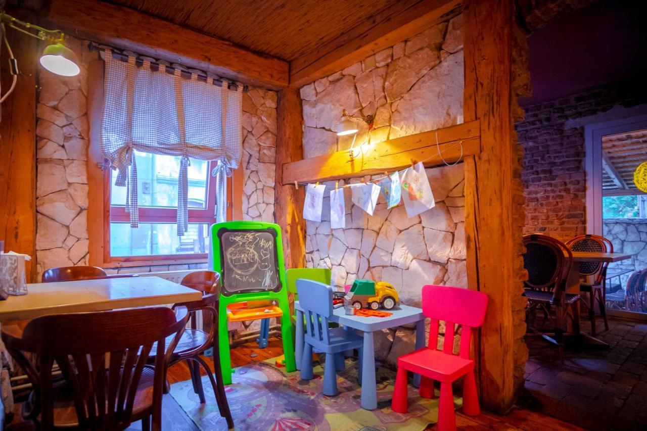 Apartamenty Przy Stonehenge Sosnowiec Exterior photo